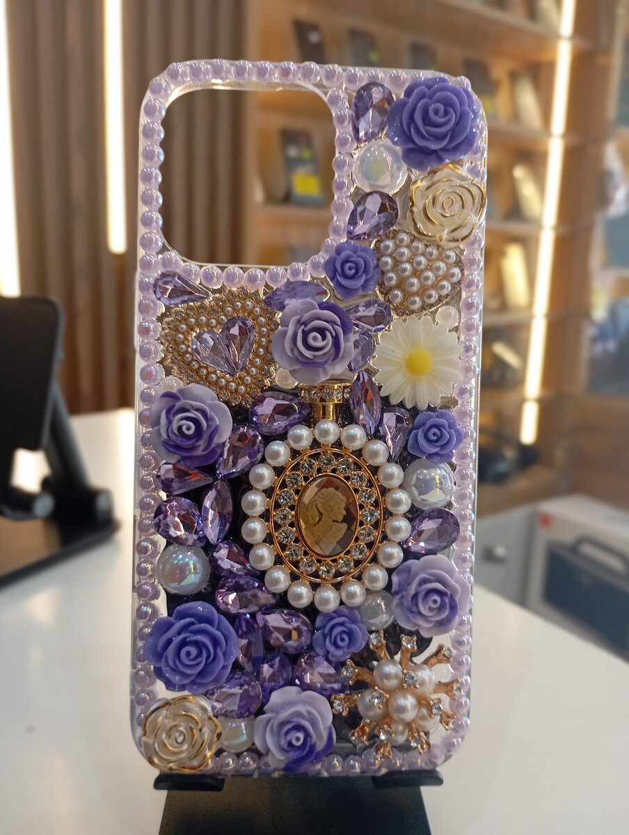 Hand made crystal phone case