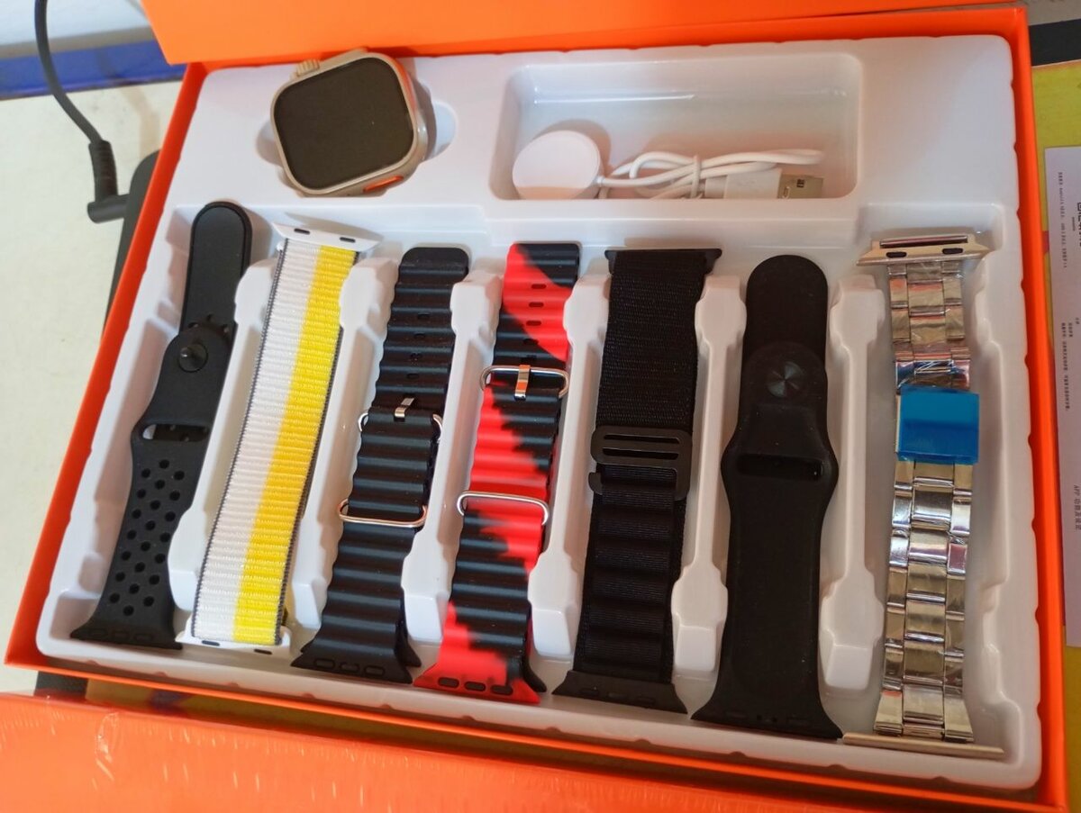 Luxury Ultra 7 In 1 Straps Smartwatch - Black