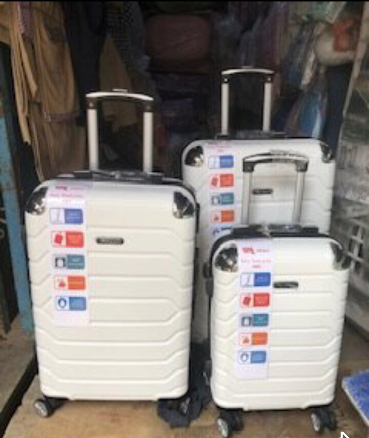 Valises rigides avec roulettes