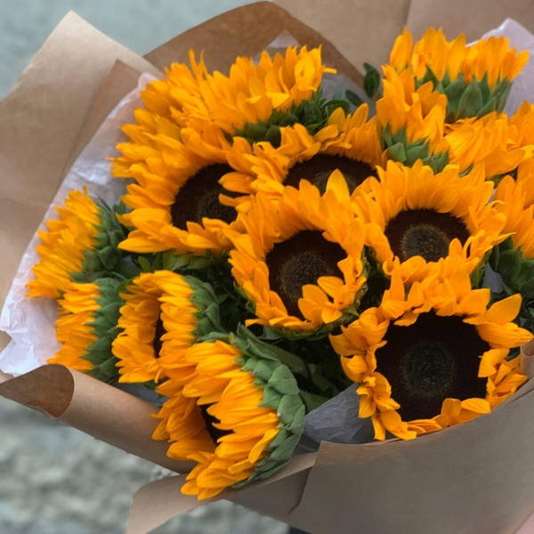 Букет из подсолнухов