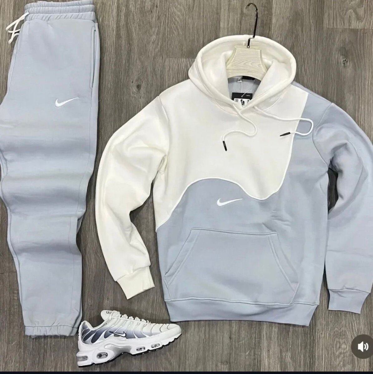 Ensemble de survêtement Nike
