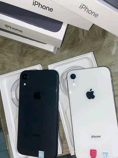 IPHONE XR 128GB