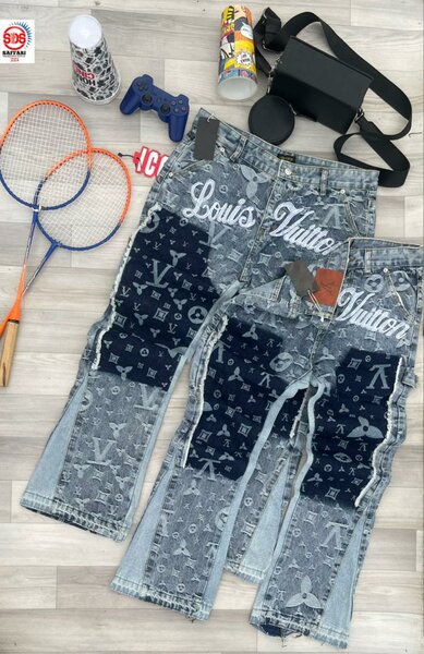 Jeans tendance Louis V. Gros b