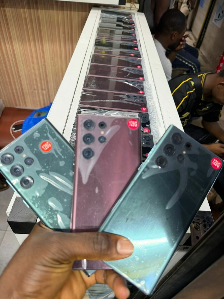 Samsung Galaxy S22 ultra 128/1