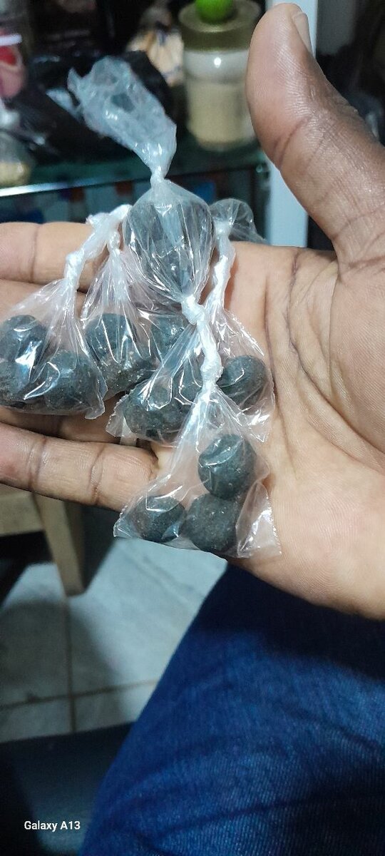 Boules de Charbon Emballées