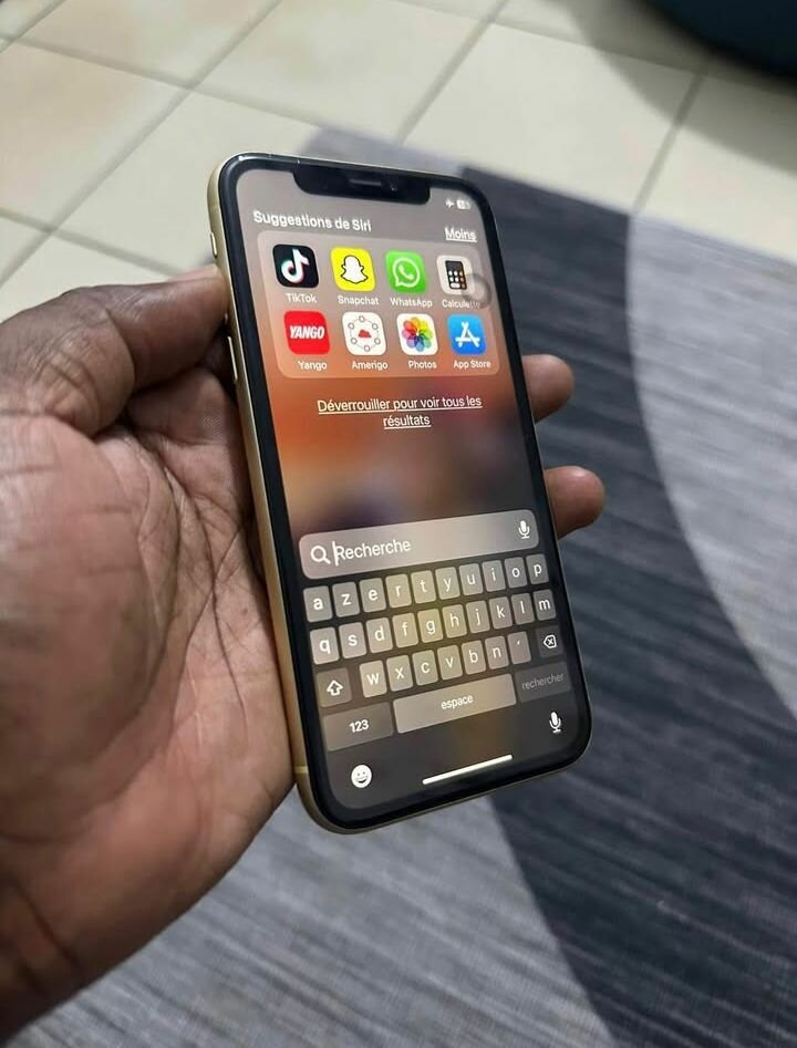 iPhone XR deuxième main propre