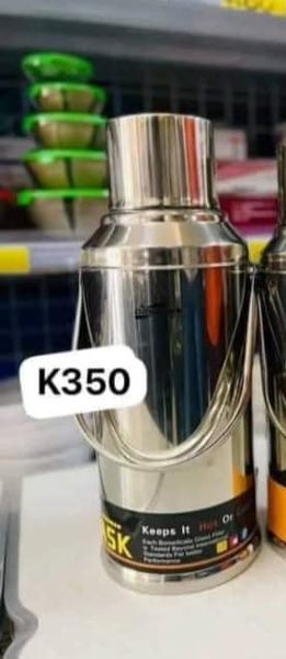 Vacuum thermos made of steel