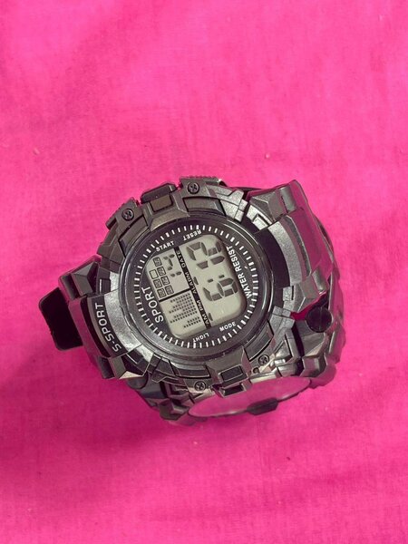 Montre Sport Numérique Homme