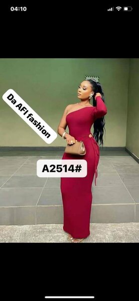 Robe asymétrique élégante