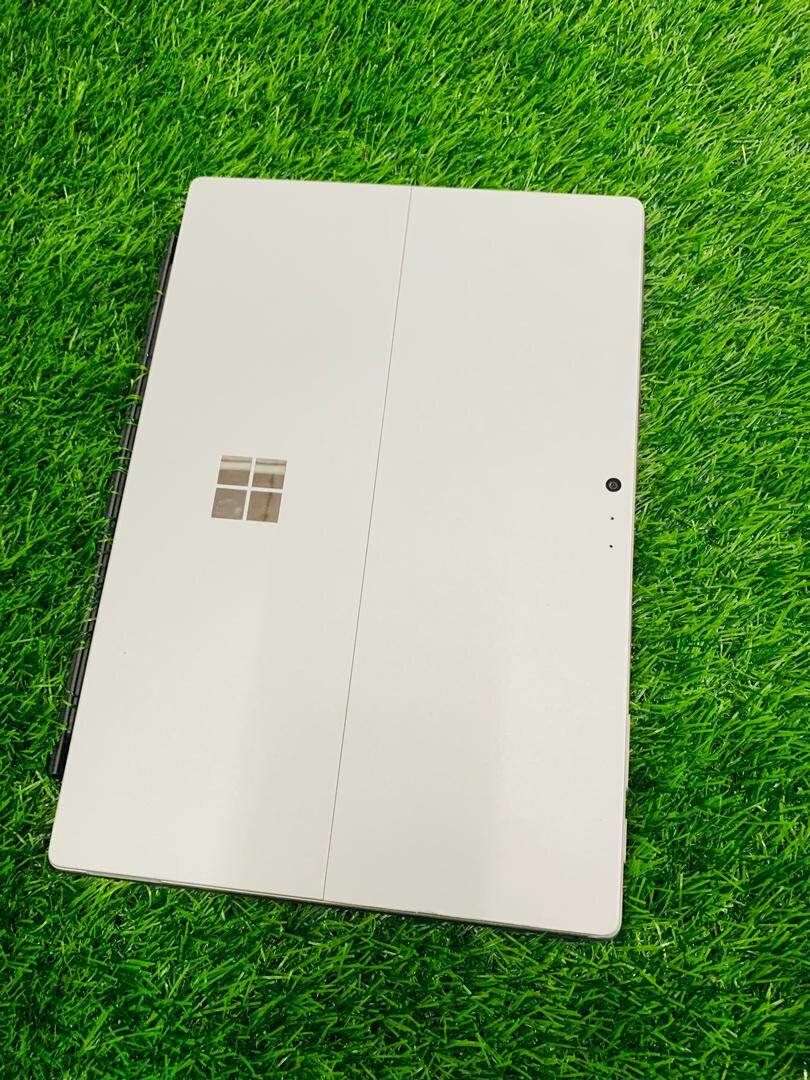 SURFACE PRO 5