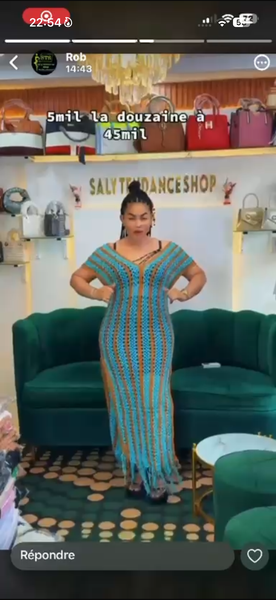 Robe longue crochet élégante