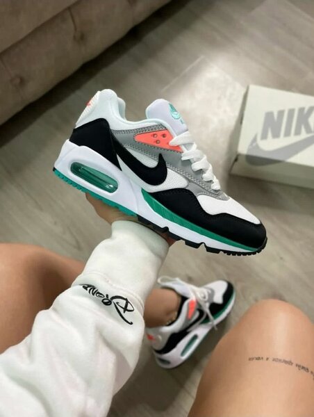 Baskets Air Max modernes