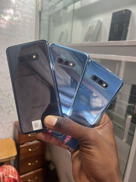 SAMSUNG GALAXY S10E CASI