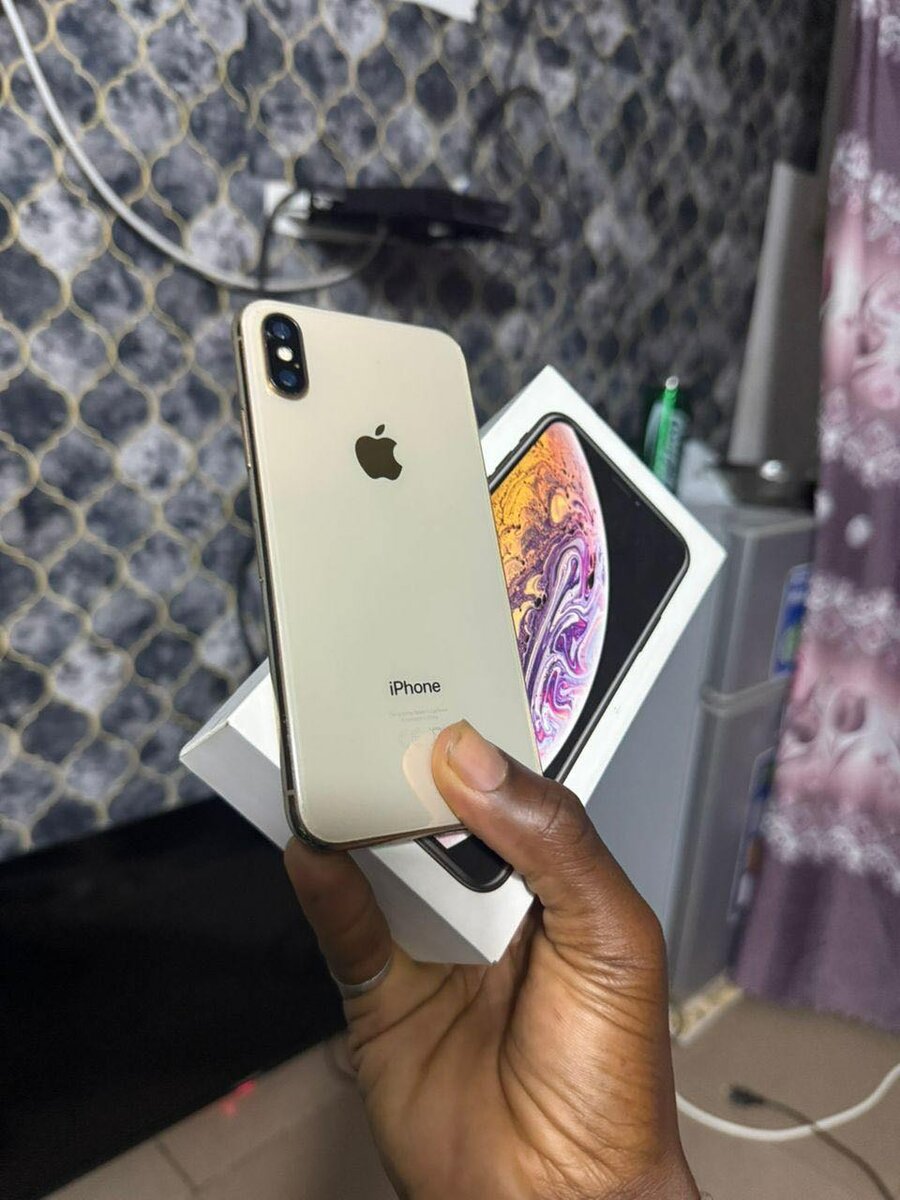 Xs 64giga avec son carton