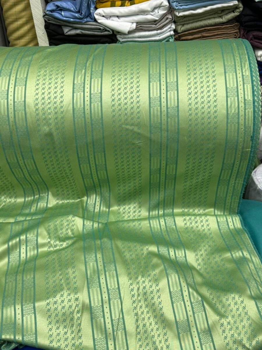 Tissu Jacquard Satiné Luxe