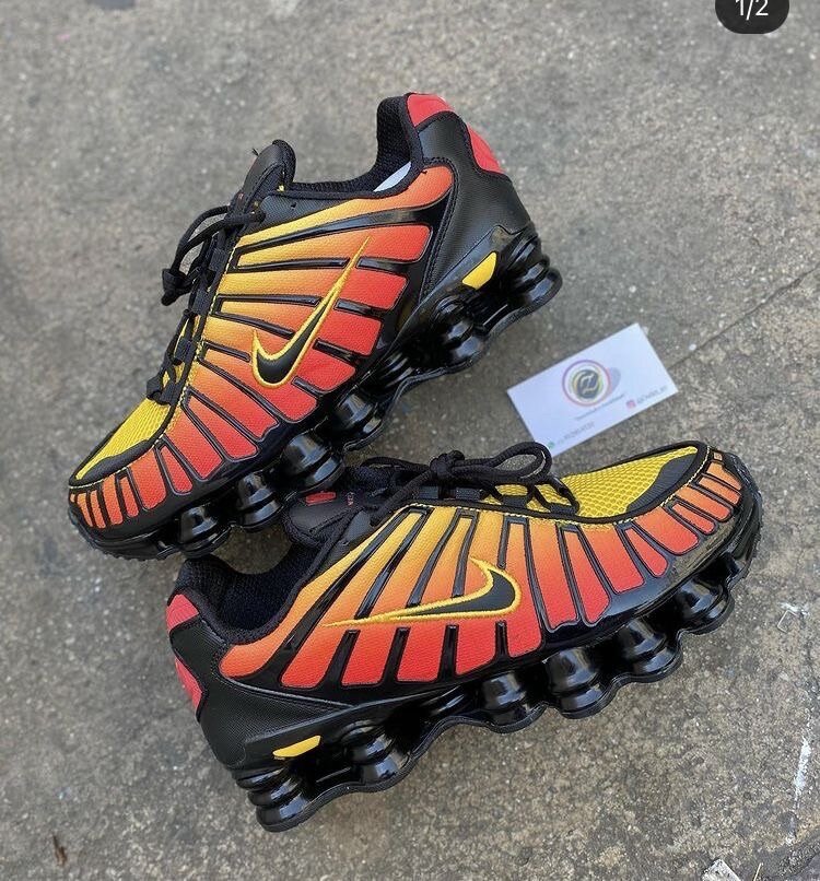 Nike Shox colorés