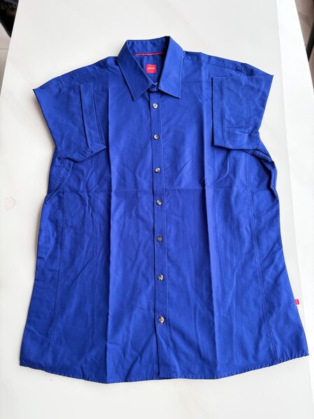 Chemises à manches courtes colorées