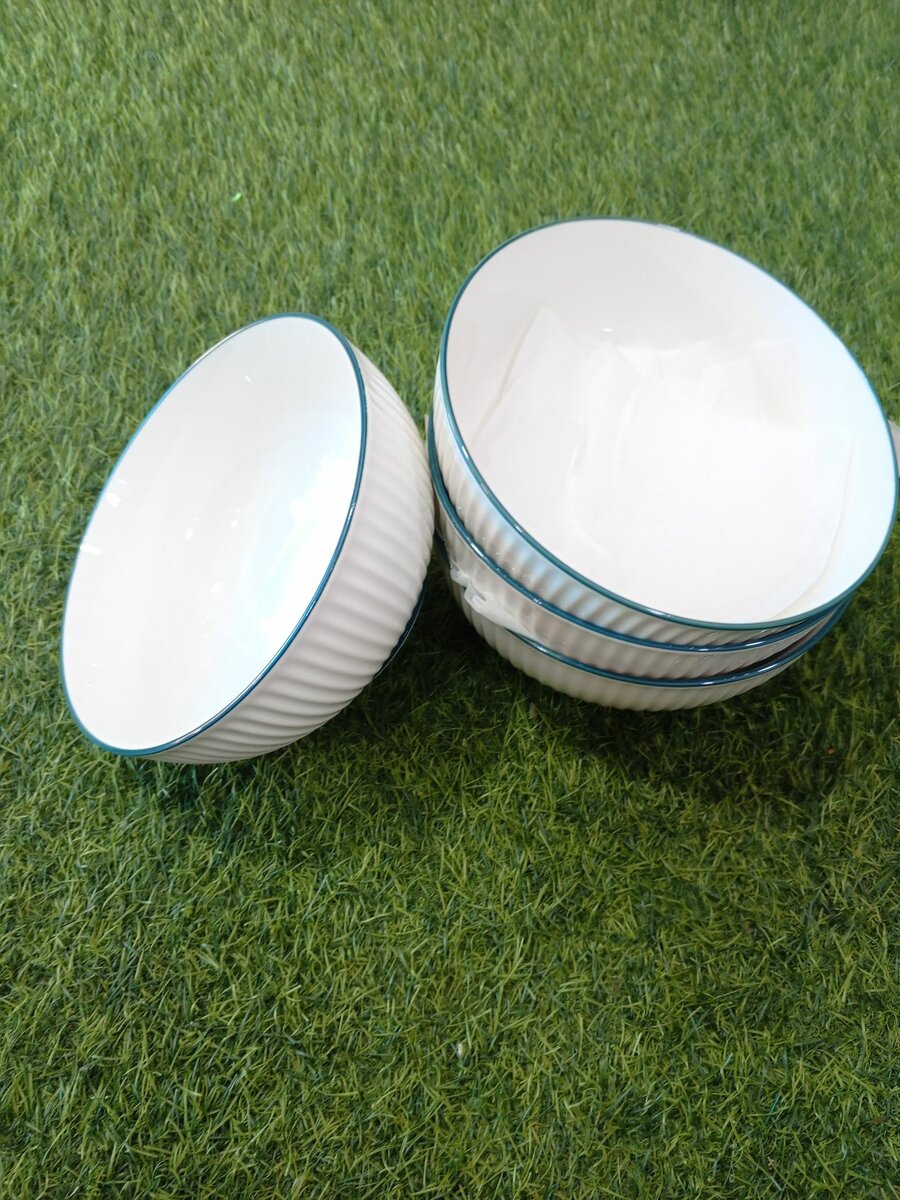 4 pieces ceramic bowl