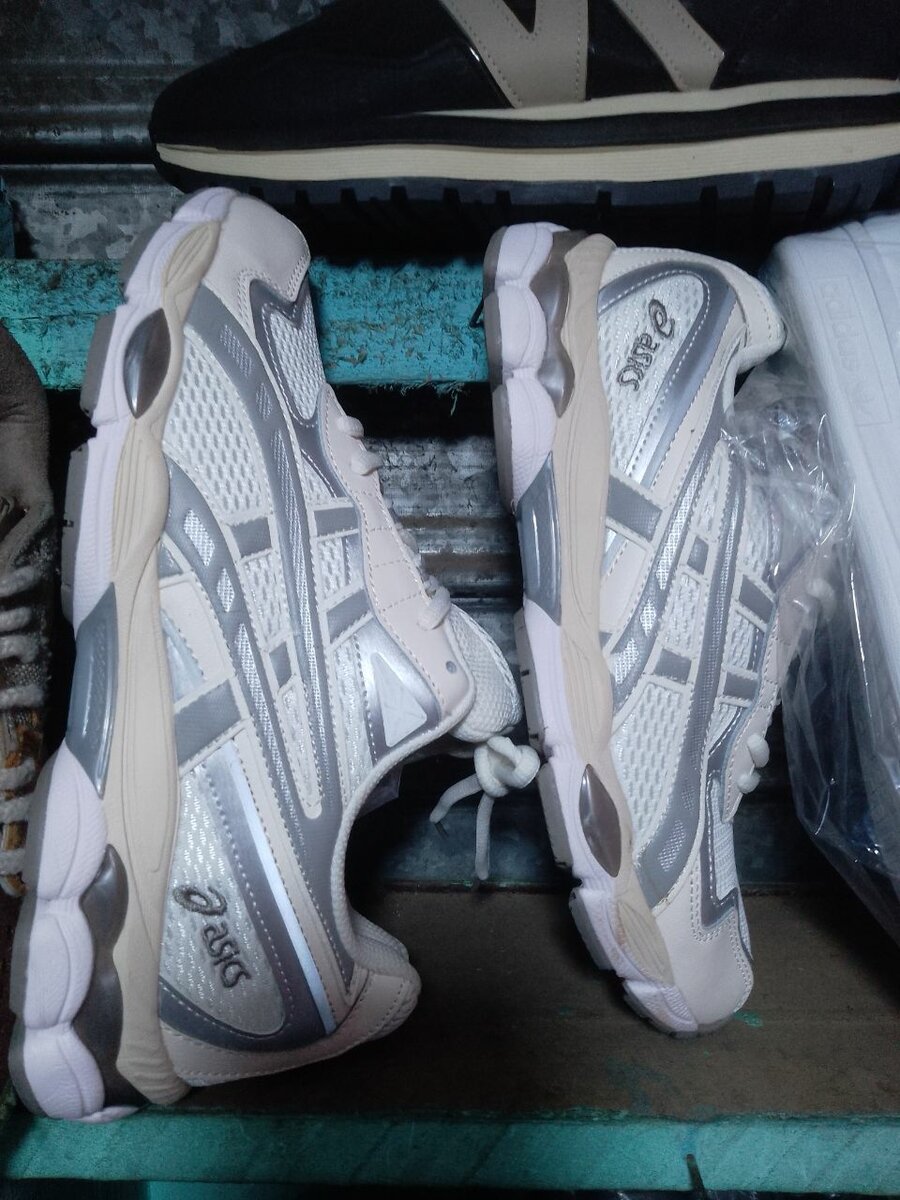 Baskets Asics légères