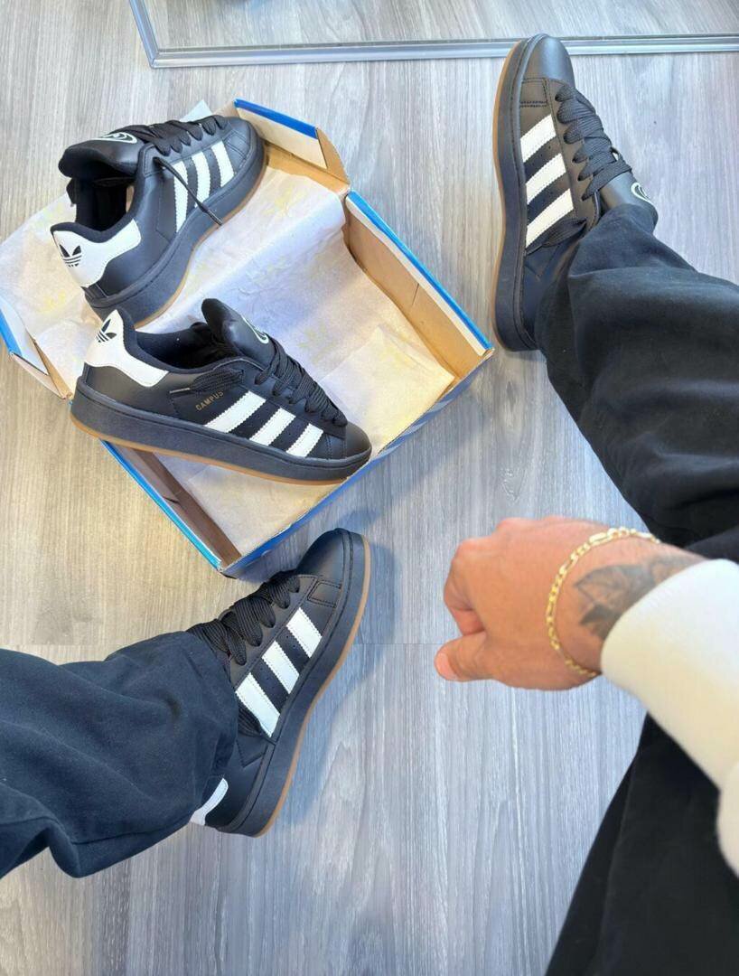 Baskets noires Adidas Campus