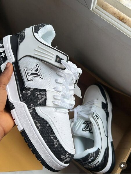 Basket Louis Vuitton Homme