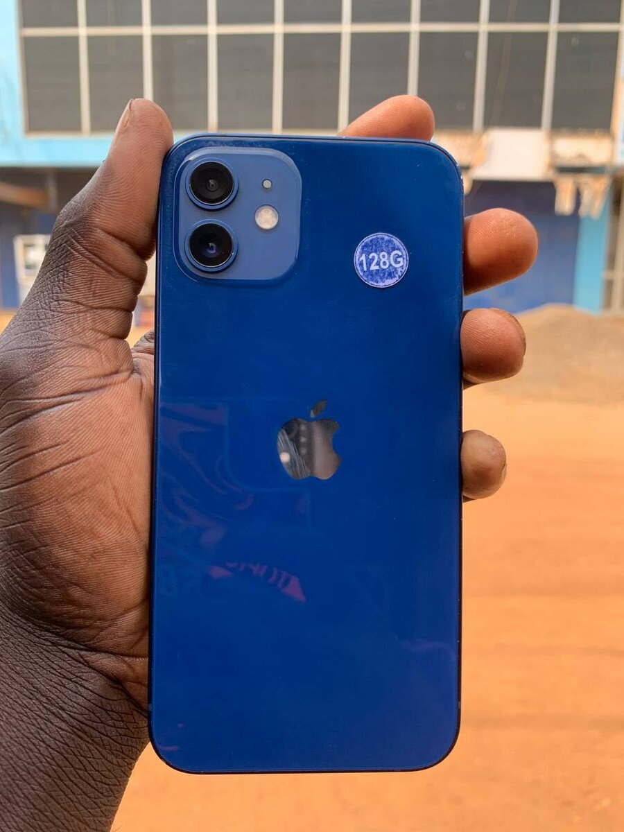 iPhone 12 128 gig