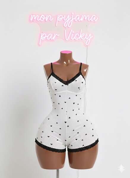 Pyjama court femme élégant