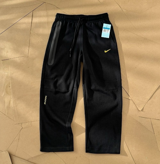 Tech Fleece black  Штаны 