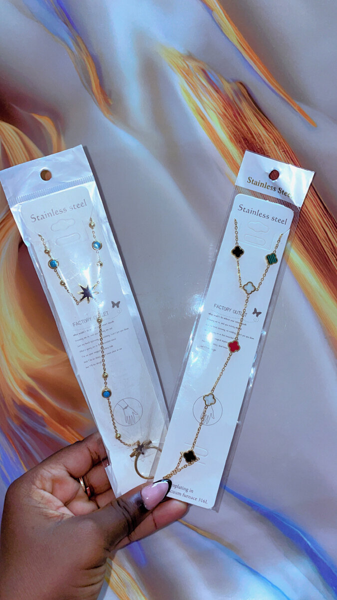 Colliers en acier inoxydable élégants