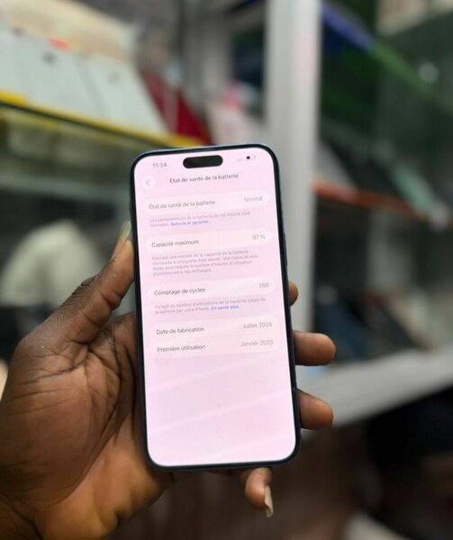 iPhone 16 Bleu 256 Go