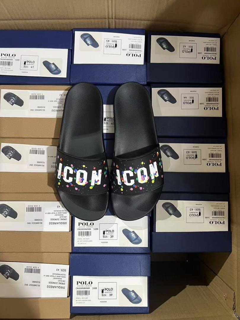 Sandales de piscine noires