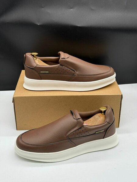 Mocassins homme en cuir marron