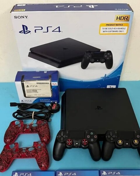 Sony PlayStation 4 Console Bundle