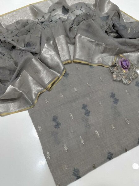 Ladies suit