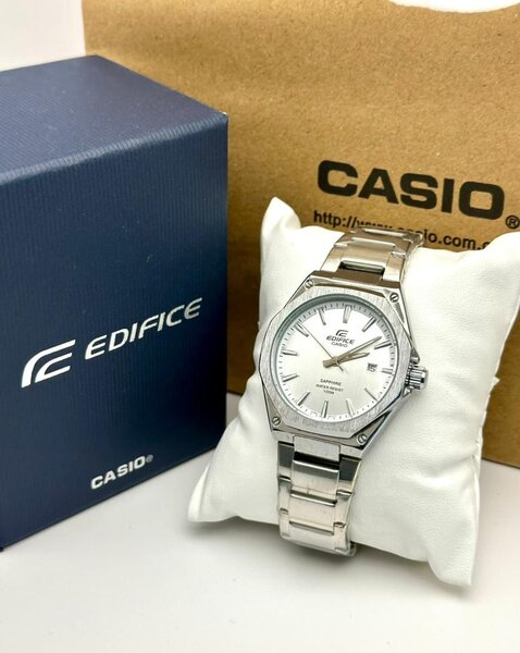 Montre Casio Edifice Argent