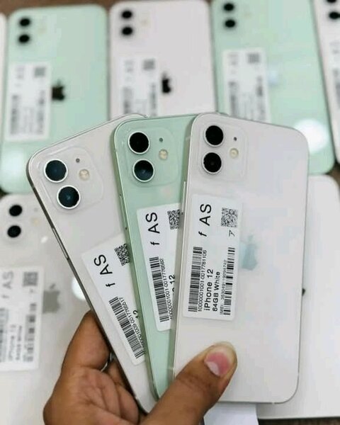 iPhone 12 Reconditionné 64GB