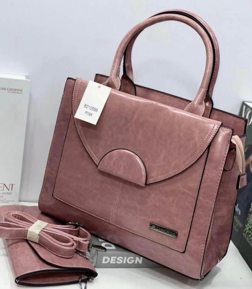 Elegant handbags
