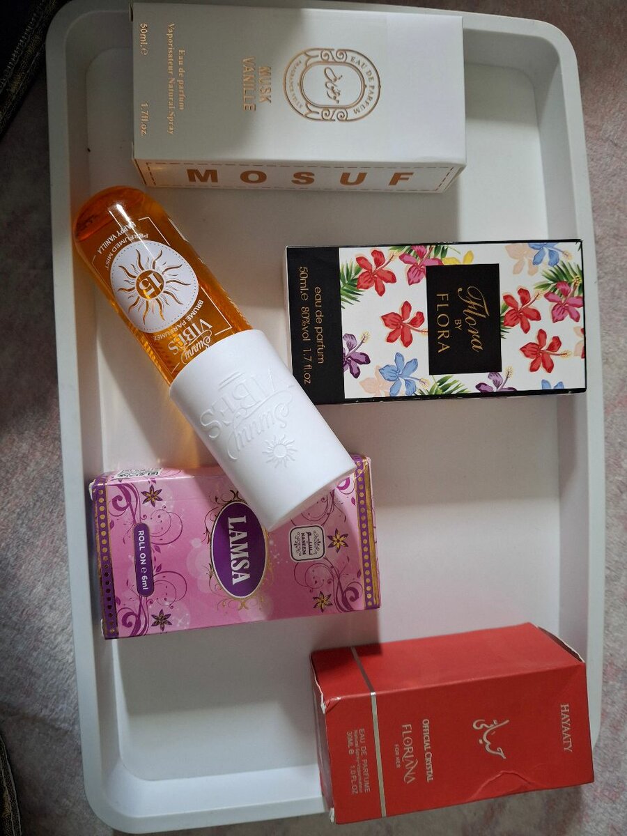 Lot de Parfums Variés