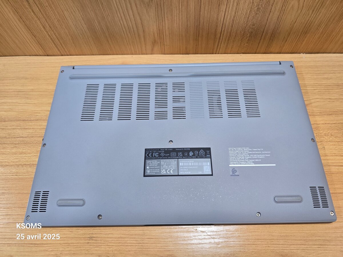 Asus vivobook X1502VA  i9 32gb