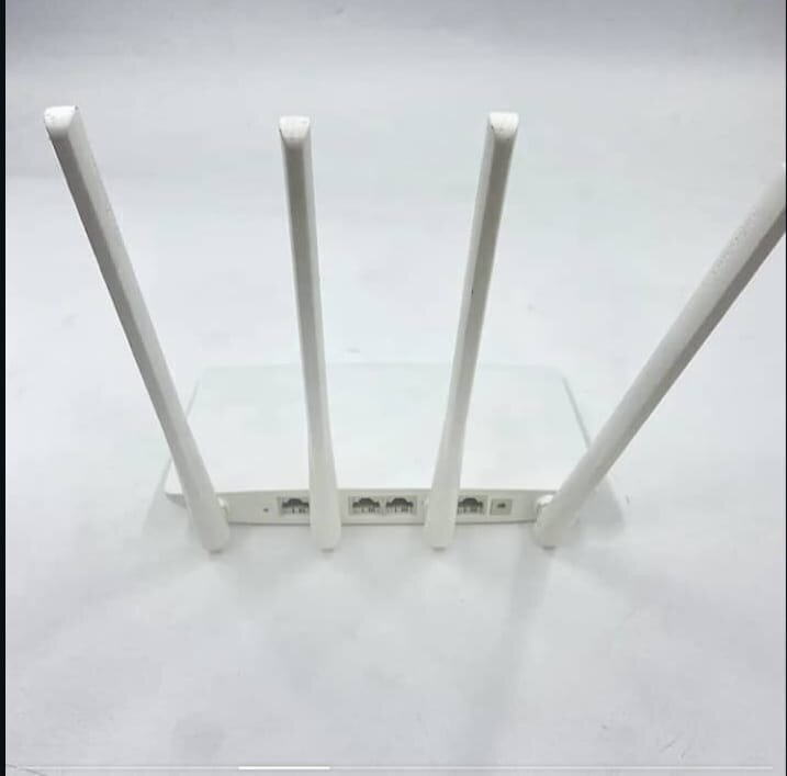 Routeur Wi-Fi 4 antennes