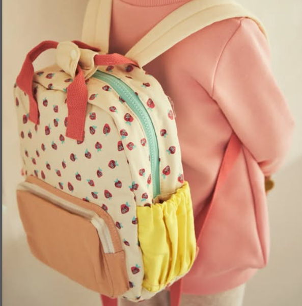 В наличии рюкзаки для девочек и мальчиков 😊