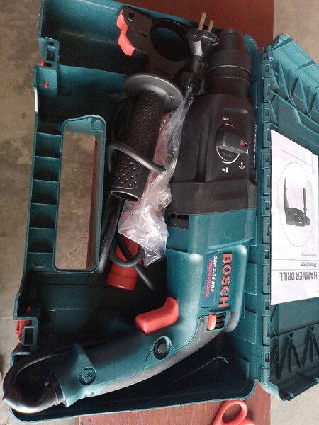 Bosch Concrete Drilling machine with accessories added