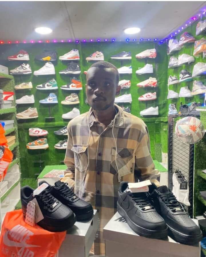 ALL BLACK AIR AIRFORCE