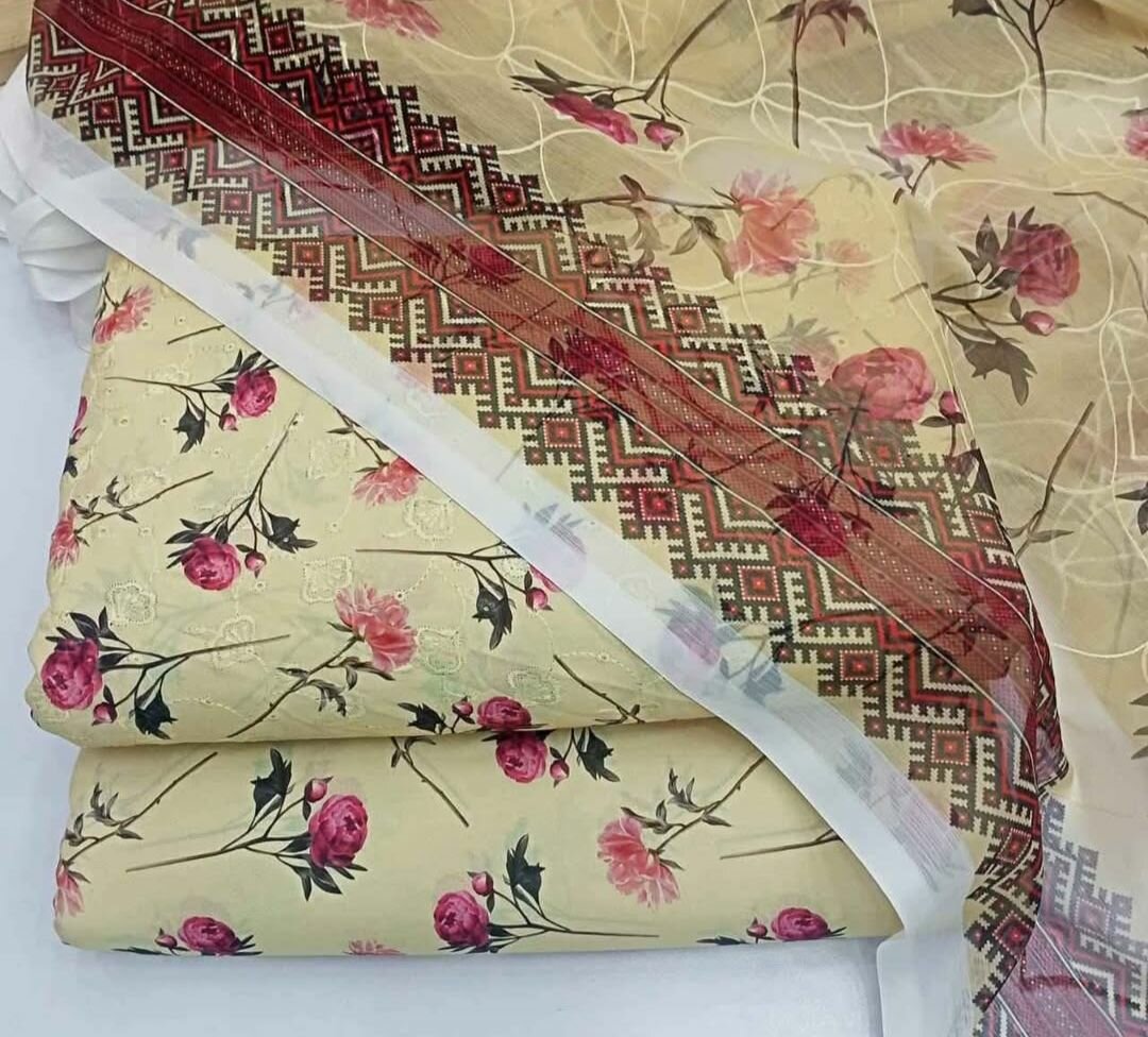 Chicken Lawn 3 Peace Suit