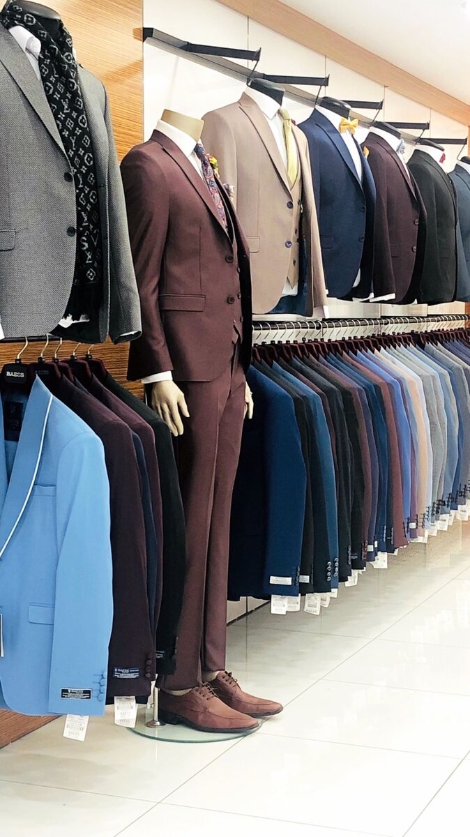 Costume chemise cravate chauss