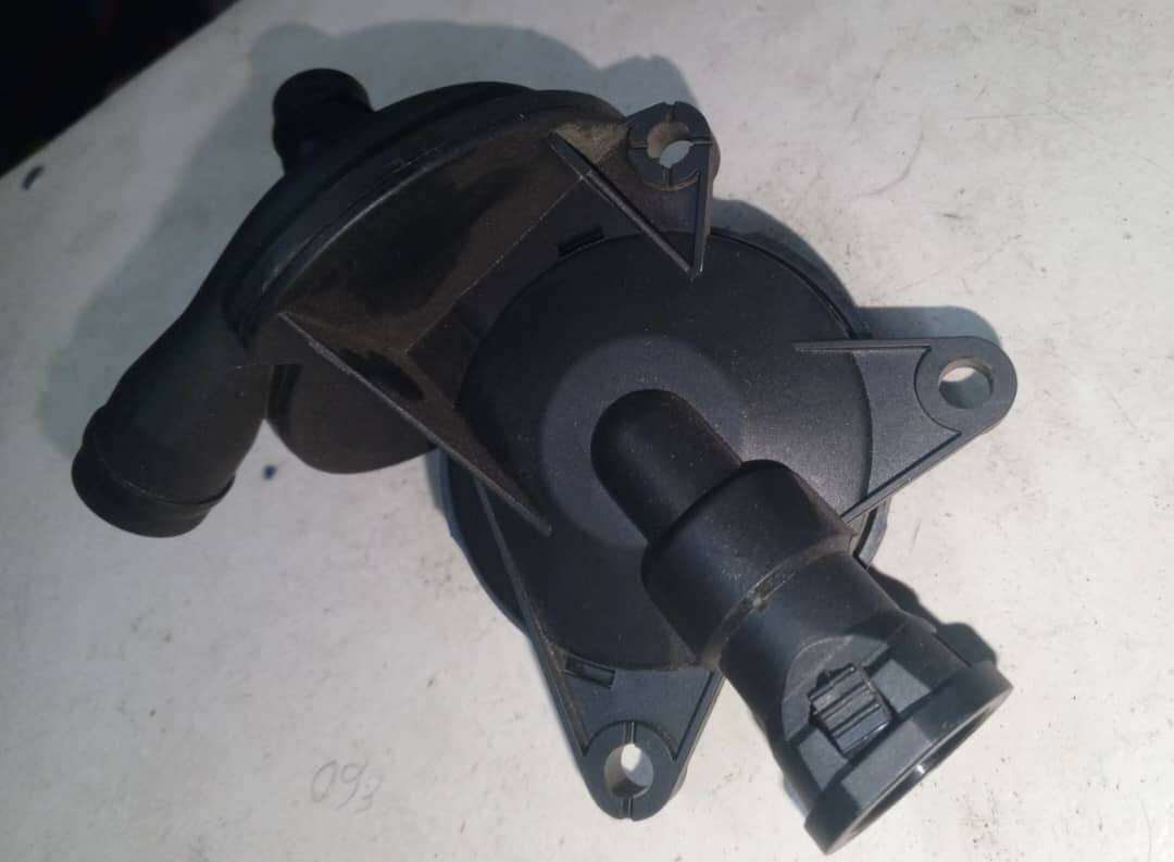 Engine Vent Valve BMW E90 N42B16 & N46B16 2010