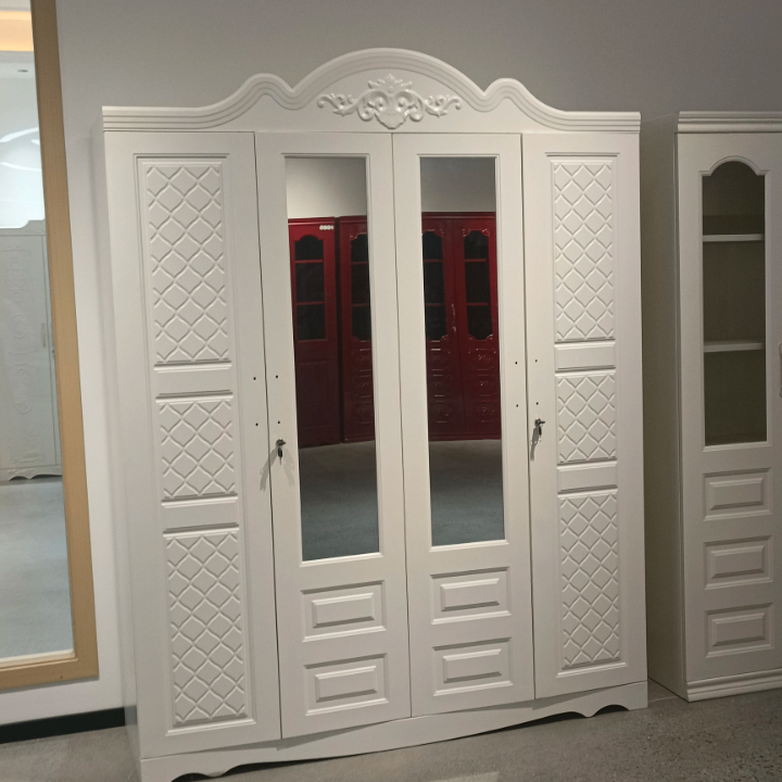Armoire blanche élégante miroir