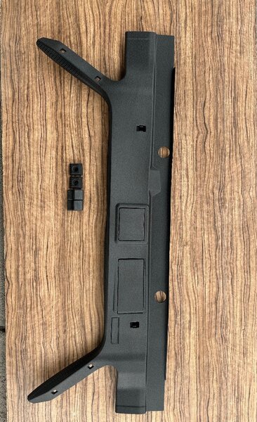 Бабочка багажа Mercedes-Benz W124