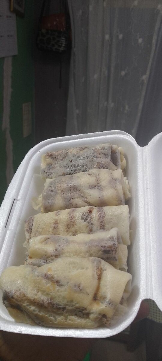 Crêpe nature roulé