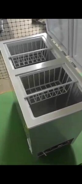 Bright cool double door chest freezer 150litres